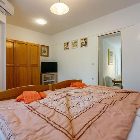 Apartments Villa 7 Crikvenica Bagian luar foto