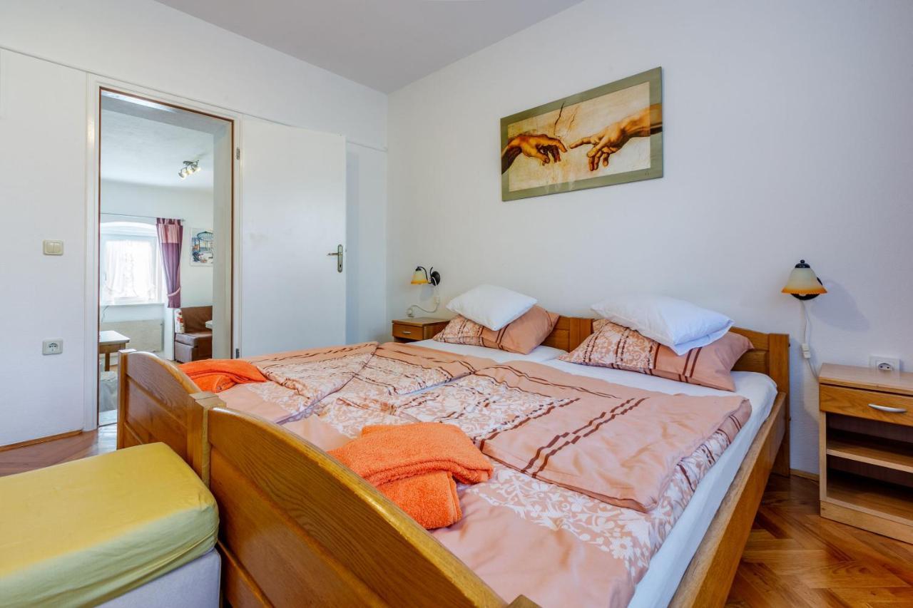 Apartments Villa 7 Crikvenica Bagian luar foto