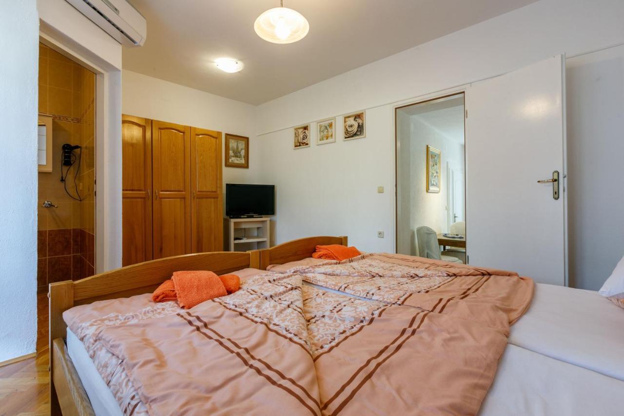 Apartments Villa 7 Crikvenica Bagian luar foto