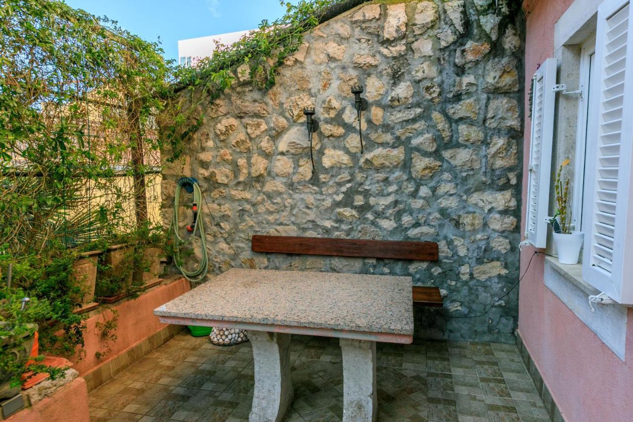 Apartments Villa 7 Crikvenica Bagian luar foto