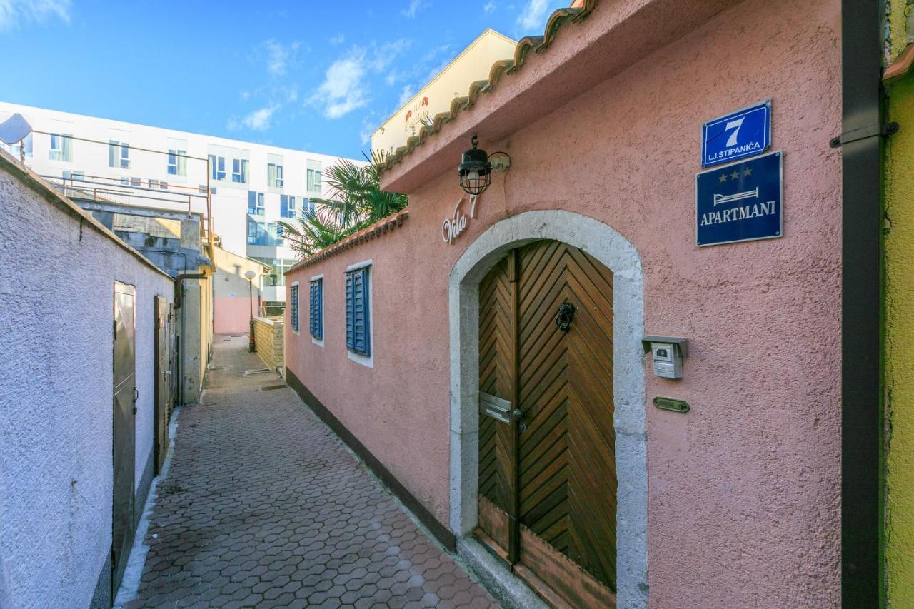 Apartments Villa 7 Crikvenica Bagian luar foto