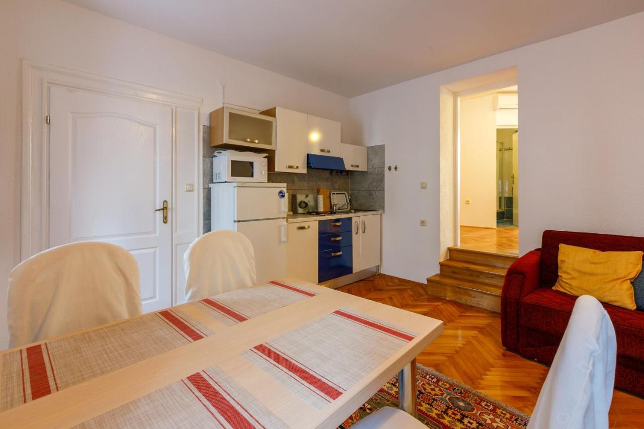Apartments Villa 7 Crikvenica Bagian luar foto