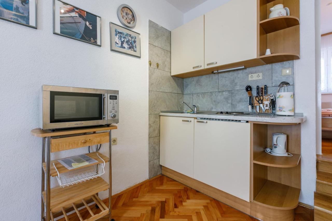 Apartments Villa 7 Crikvenica Bagian luar foto